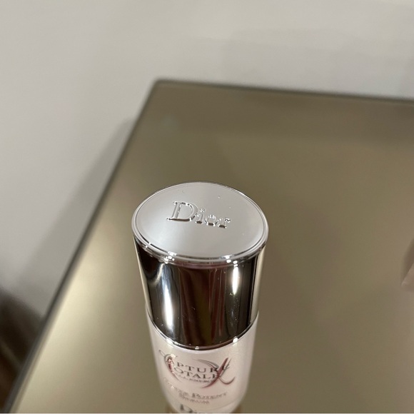 12pc Dior Capture Totale Le Serum, Eye Serum, Firming Wrinkle Cream, Logo Pouch - Picture 10 of 16